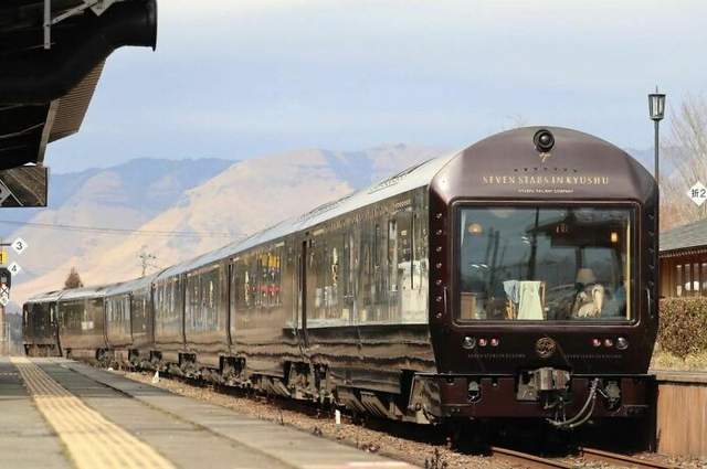 48个最美的火车旅行,一眼看遍旅途美景