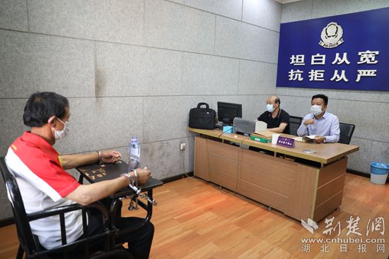 湖北麻城警方成功破旧案 潜逃31年命案逃犯终落网