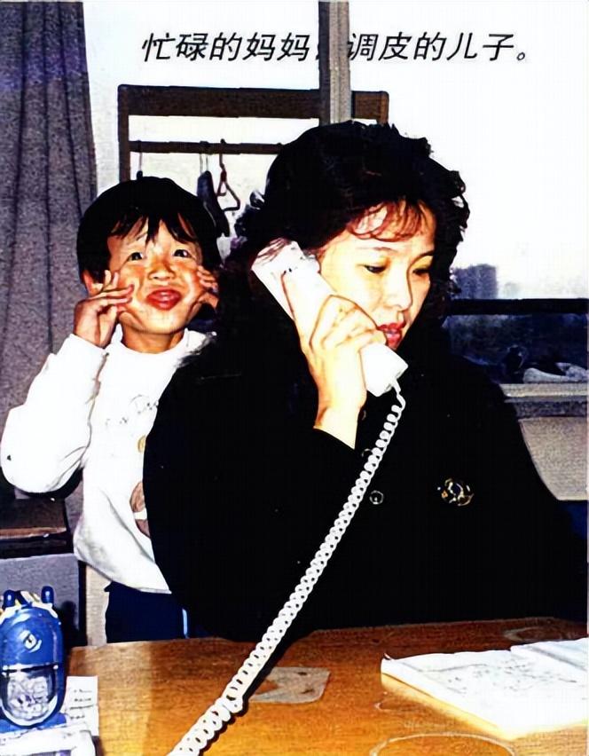 佟铁鑫:前妻也是著名歌唱家,他40岁带着儿子再婚