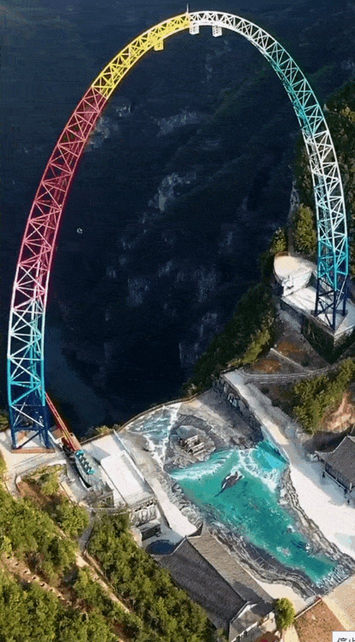 重庆云阳龙缸秋千 传说中人在前面飞,魂在后面追的超级大秋千,号称"