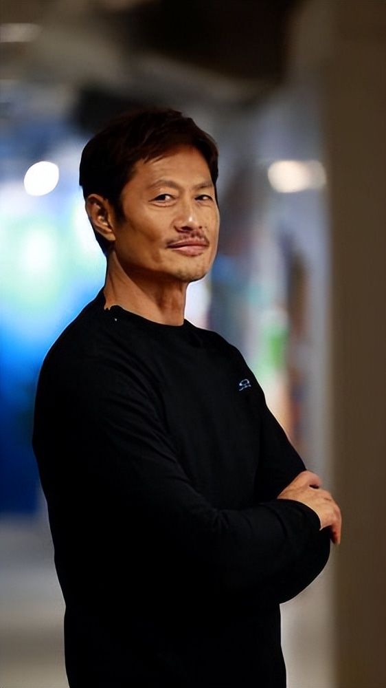 期待!继《大叔的爱》后,tvb离巢男星黄德斌与老拍档再结片缘