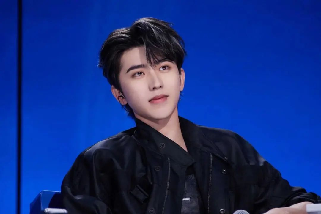 又一个"亲妈坑儿子"系列:男顶流蔡徐坤的瓜,没那么简单