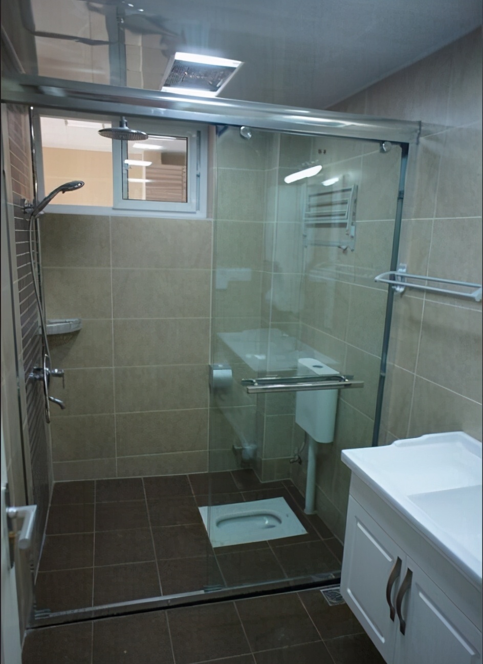 卫生间用蹲便,除了没那么高档,用起来没毛病啊,为什么会被嘲笑