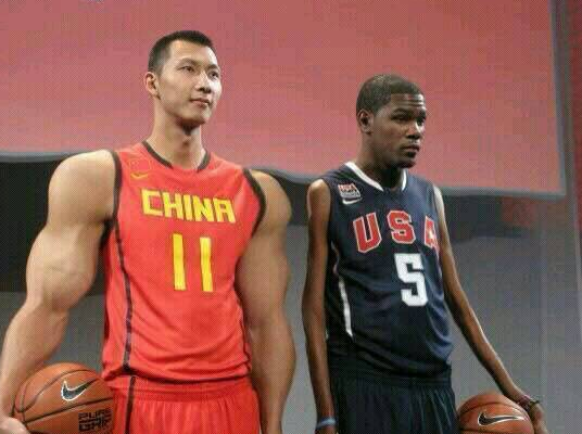 nba这些p图假的太明显!杜兰特似"难民"周琦成灭霸身材