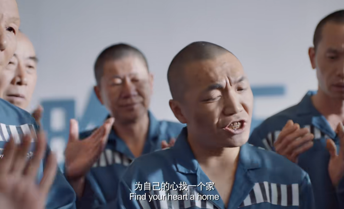 上线就是第一,徐冬冬《四平警事》一出来,该有多少喜剧片脸红?