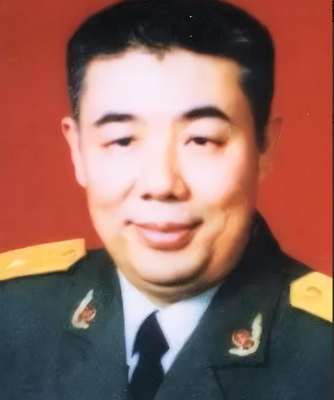 纪实:武警部队"大老虎"牛志忠:60岁升任武警副司令1年后落马