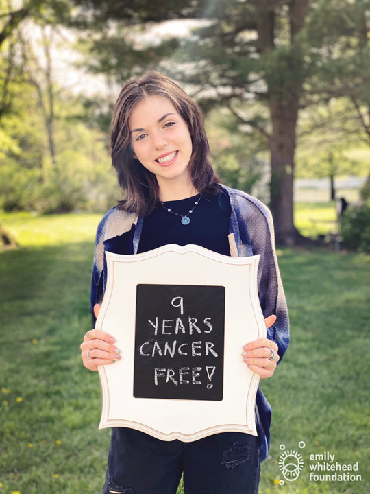 从濒死到无癌重生，她用 9 年奇迹证明，晚期癌症≠死亡