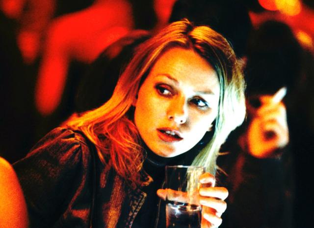 《穆赫兰道》里的戴安娜演过的几部电影,尺度还不错