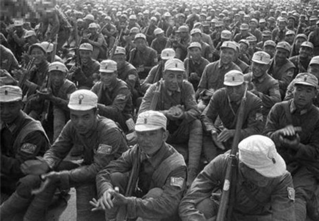 七路军不抗日却祸害百姓一分区司令员杨成武彻底解决他