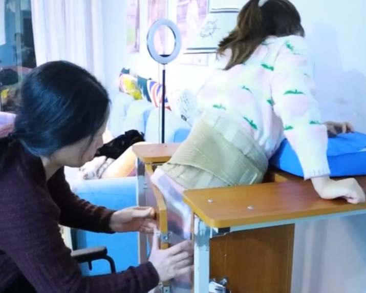 25岁遭遇车祸高位瘫痪,4年后逆风翻盘,这个贵阳女孩咋这么猛?