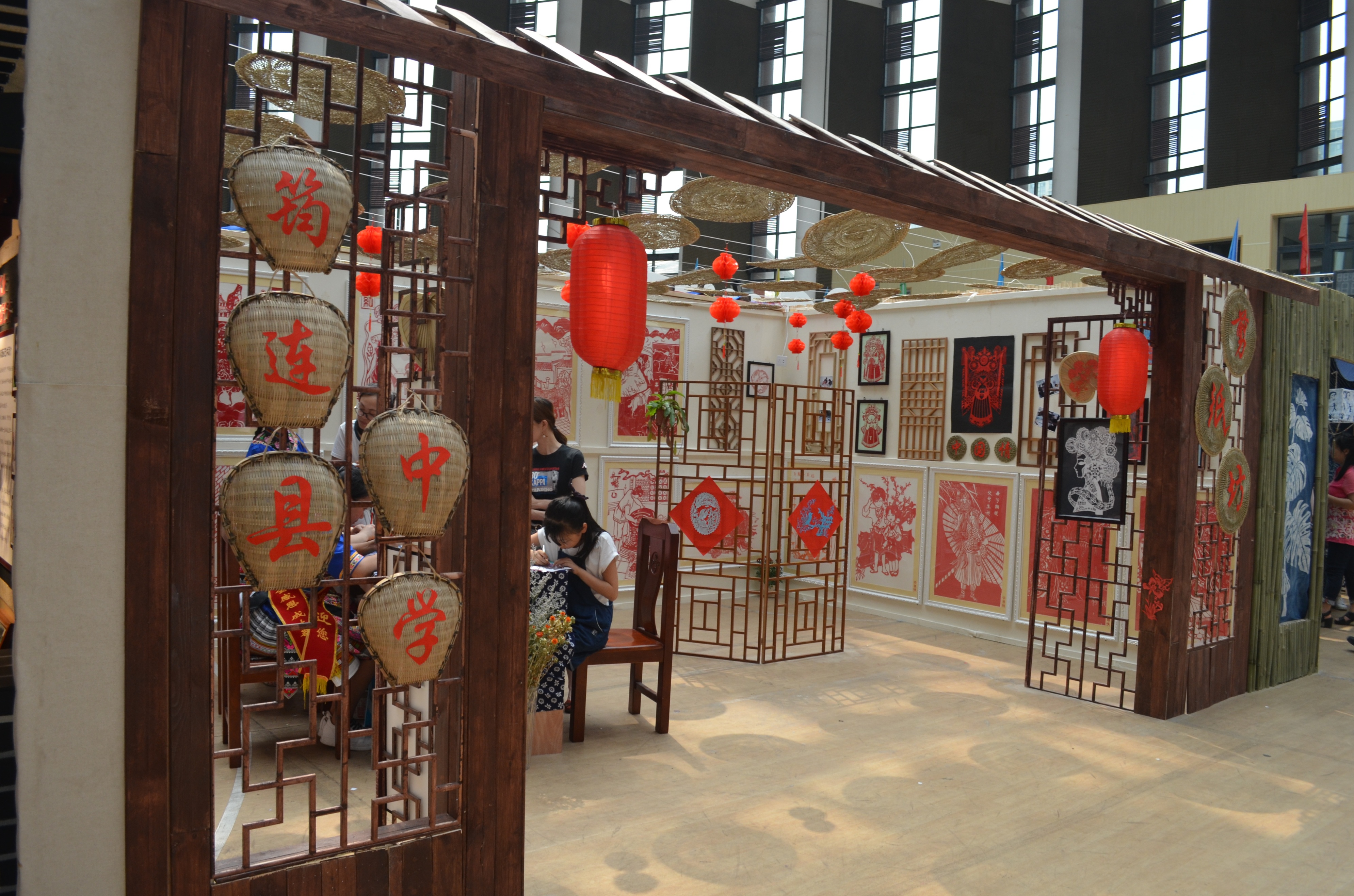 走进定水河畔,探索"教育密码"——前进中的筠连中学