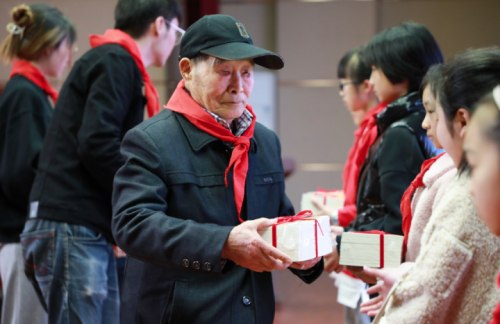 退役军人的温暖故事楼中平从退役军人到农村致富带头人