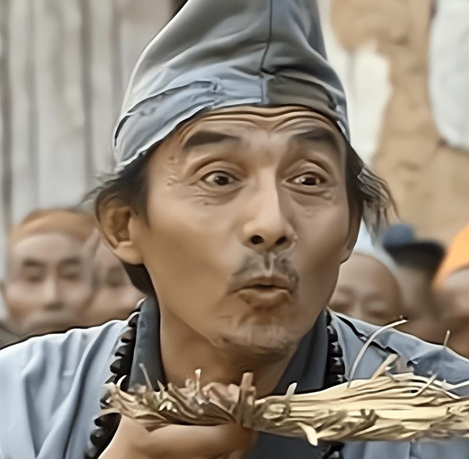 "济公"是我国民间传说中的经典人物,并没有具体形象,但游本昌却是所有