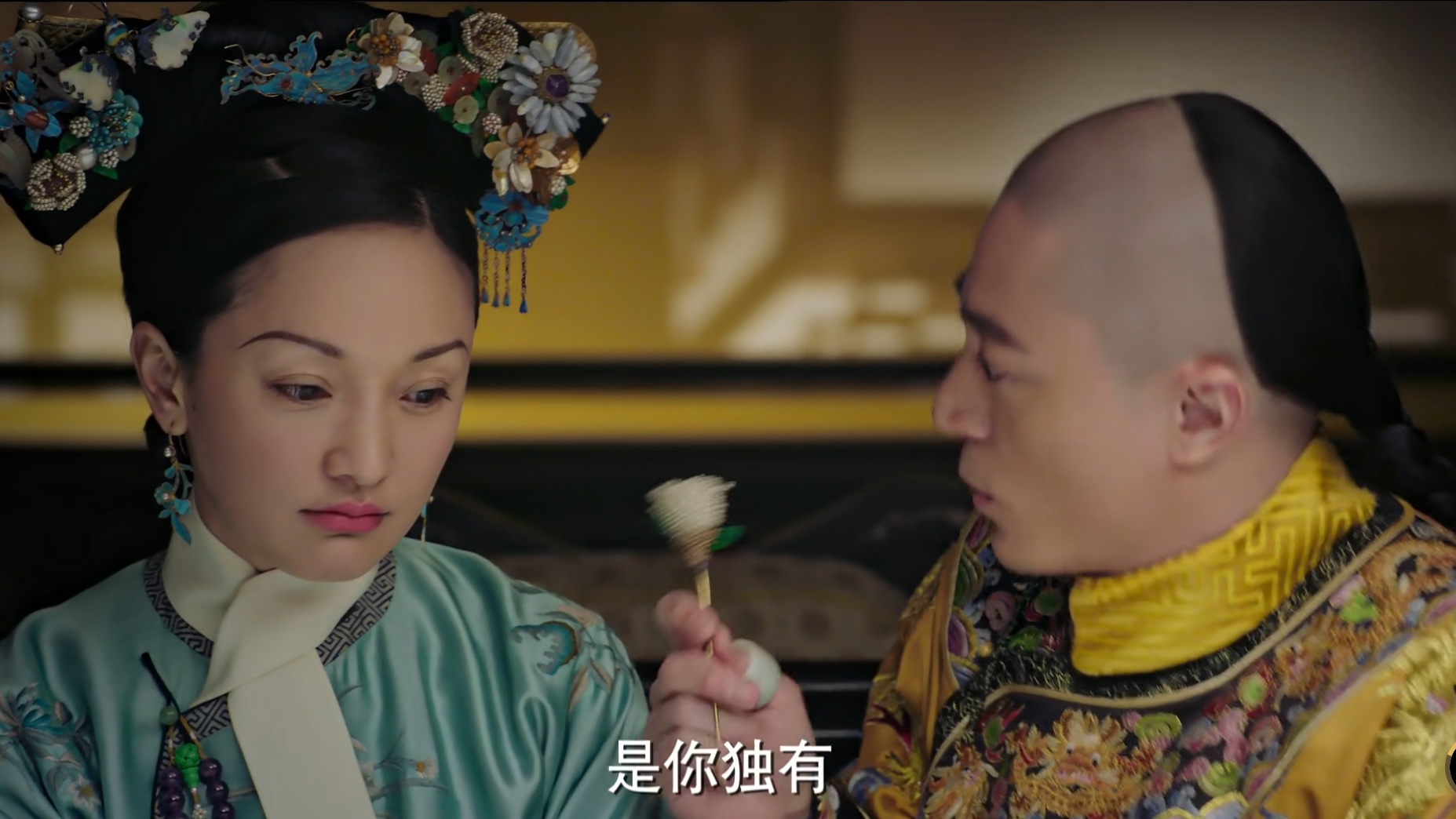 如懿传:皇上七夕送给纯贵妃的珠花,为何成了害她的工具?