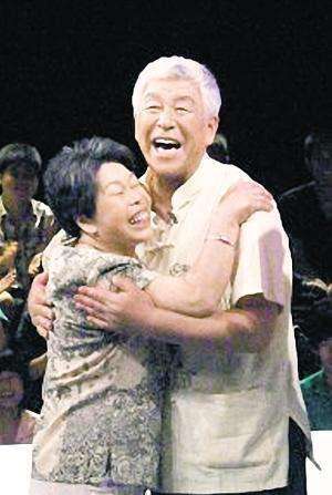 老戏骨张洪杰:照顾瘫痪妻子30年,三个子女都啃老,77岁不敢休息