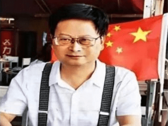 「名人堂·重点推荐」访长期自费科研专家李万泉