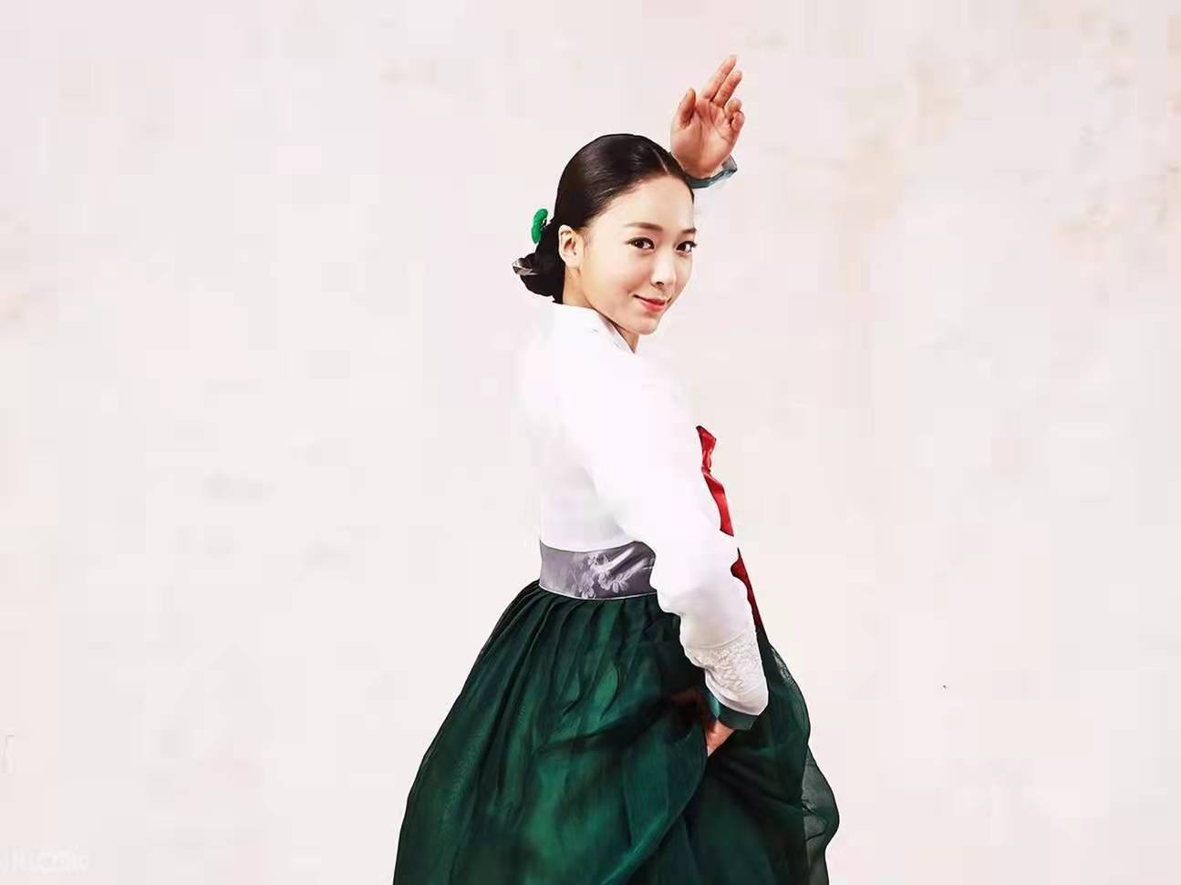 朝鲜妖女张绿水:宴会上和国王当众行事,群臣嫌丢脸不敢上报明朝