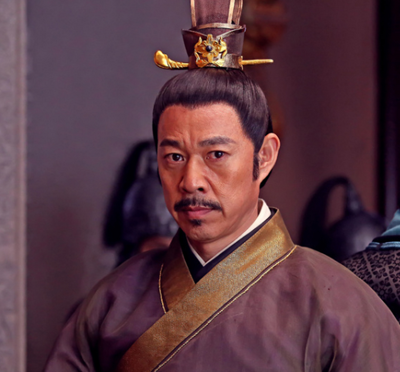 621年,22岁李世民下令处死单雄信,行刑前,谋士徐茂公脸色大变:"皇上要