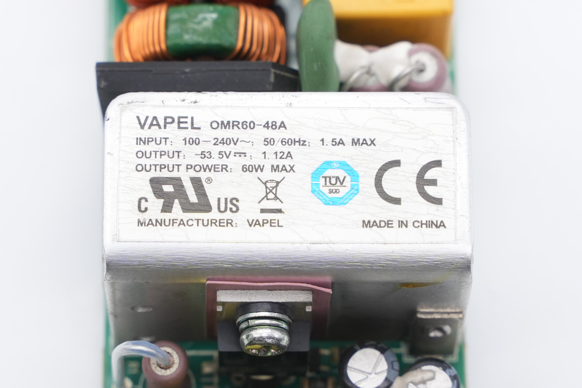 我们把华为optix osn500光传输系统60w电源拆了,比想象的要简单