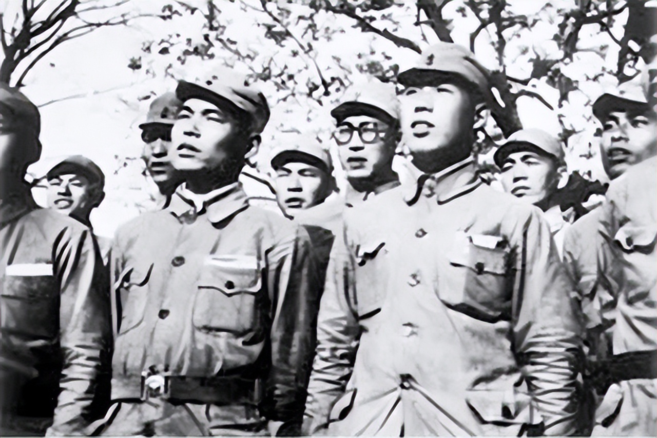 1962年,司令员龙书金为何被撤职?晚年却能享受军区副职待遇?