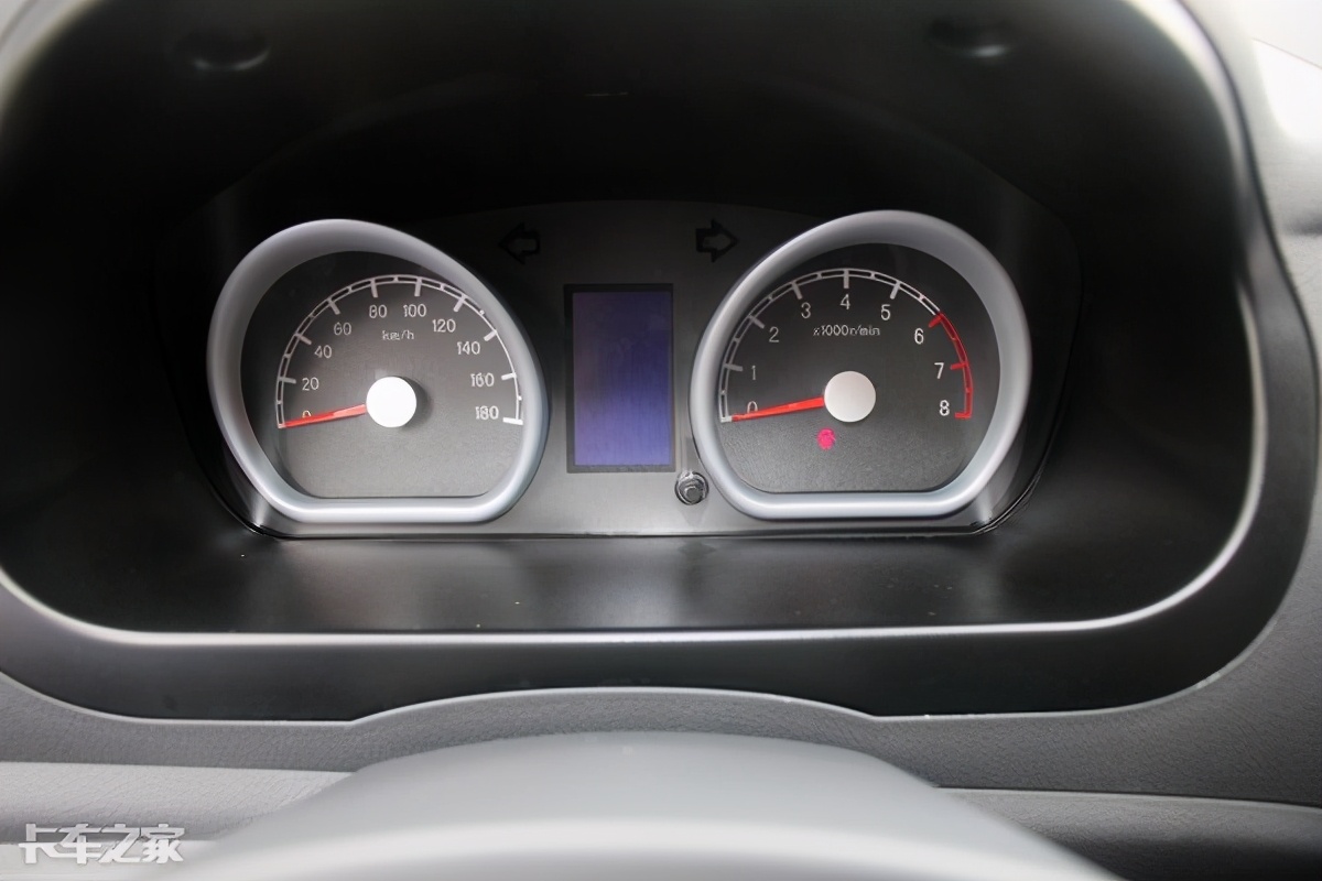 3.56万就能买这台国六微卡,详解新龙马启腾n30