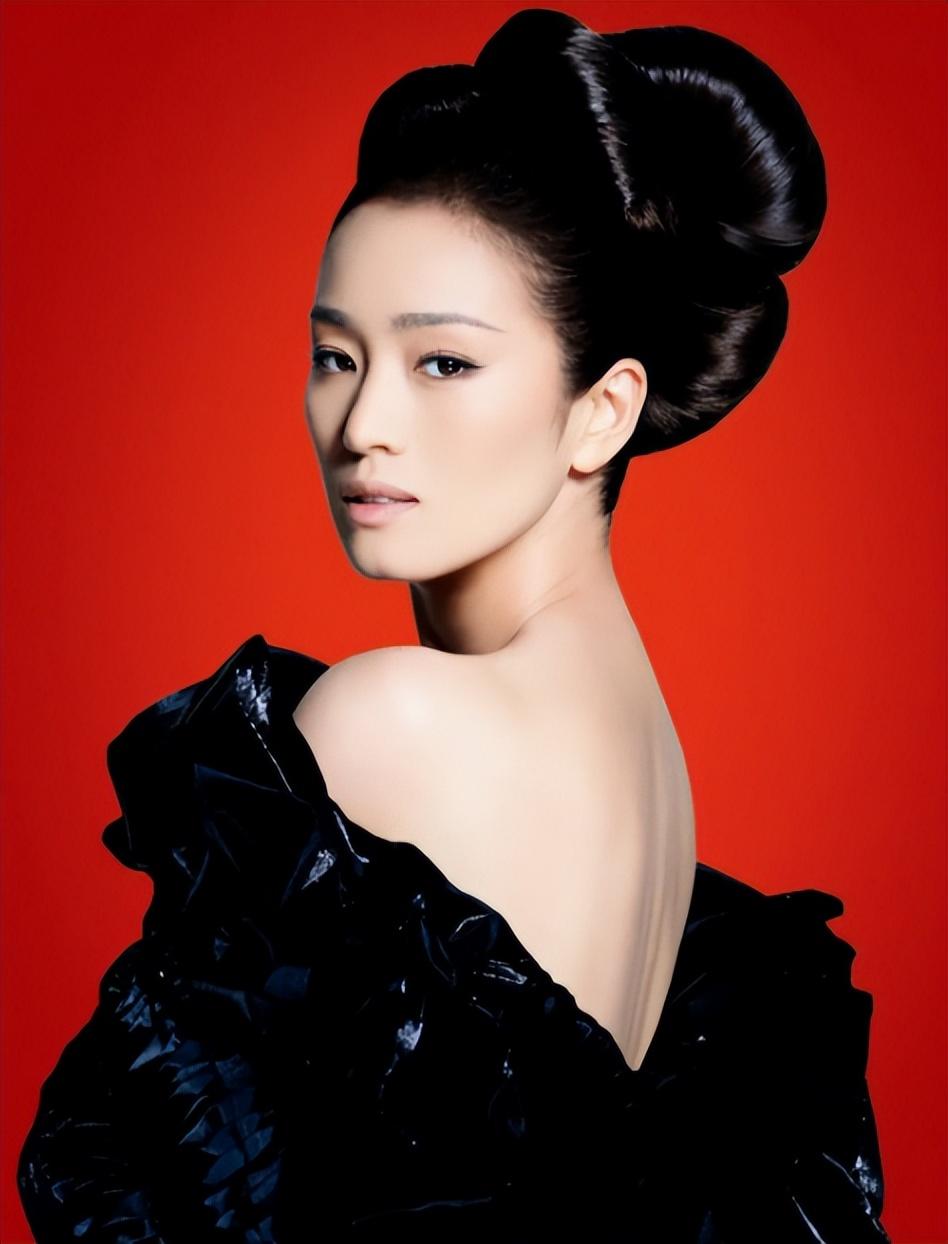 陈婷再惹争议:放弃张艺谋妻子身份认证!背后原因引人猜想