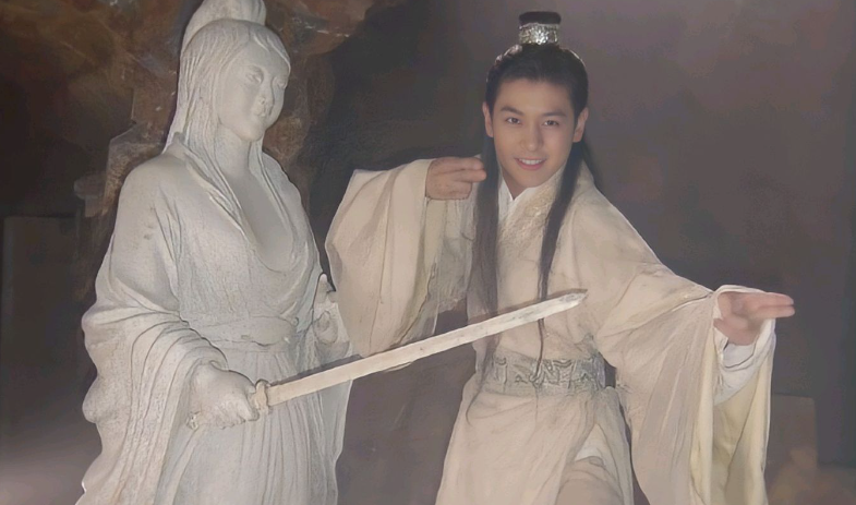 段誉为救钟灵,踏上万劫谷寻求帮助,却被门口大字拒之门外