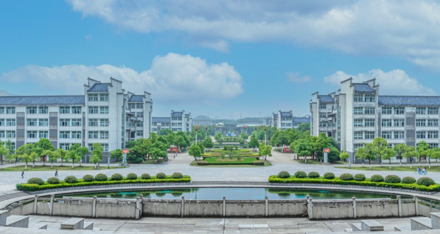 淮南师范学院池州学院图片