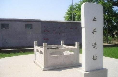 日军来扫荡,抗日干部藏身蛤蟆蹲出现意外,他们能否平安脱险?
