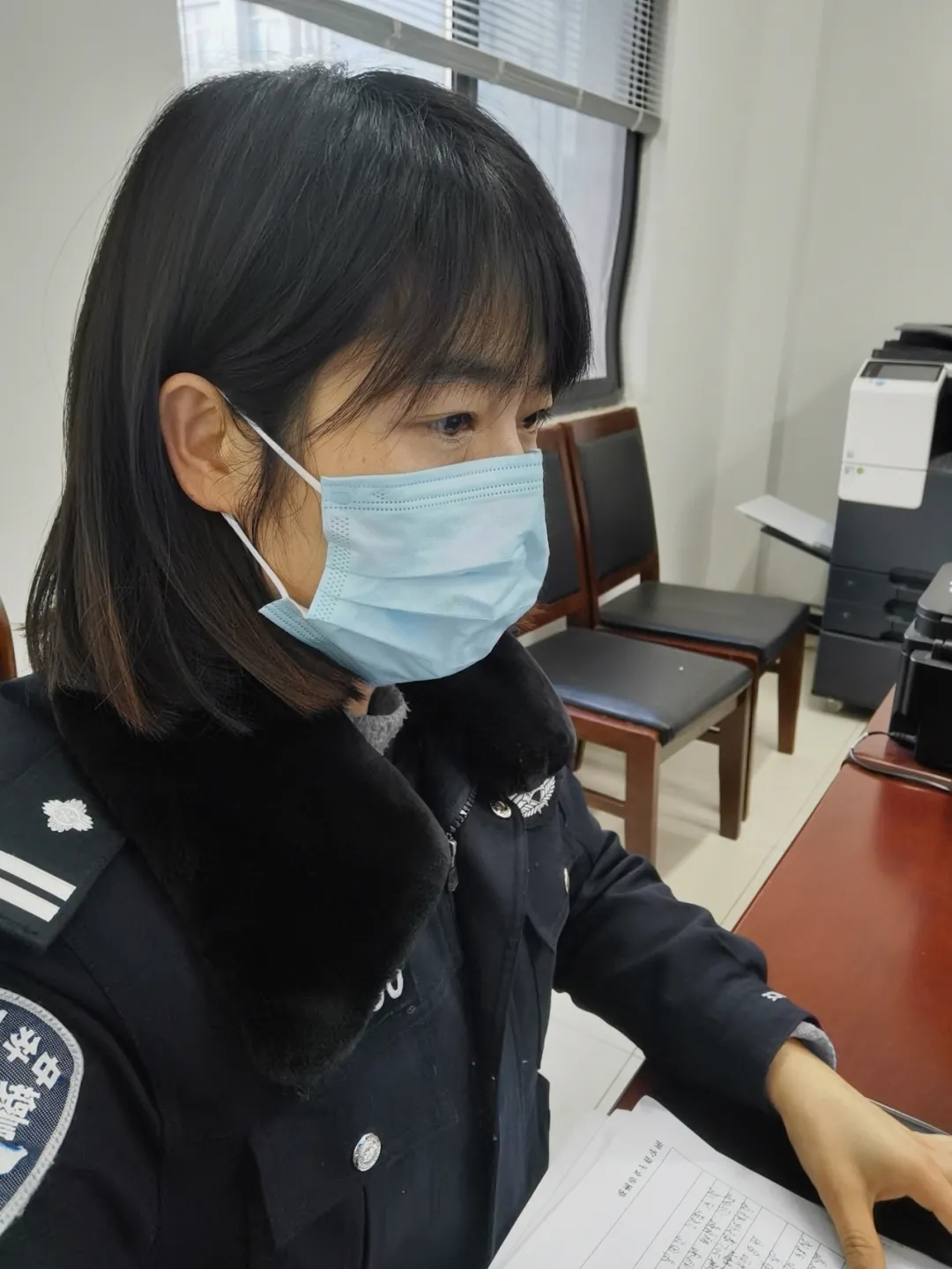 看守所女民警图片