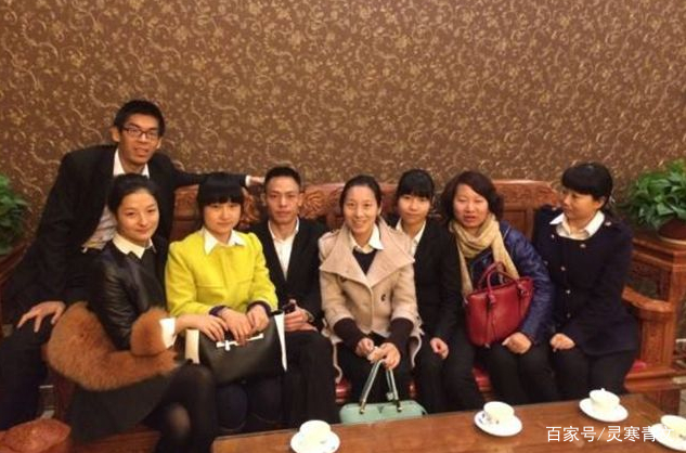 2013年,刘景崇弃百万年薪,与家人做最后