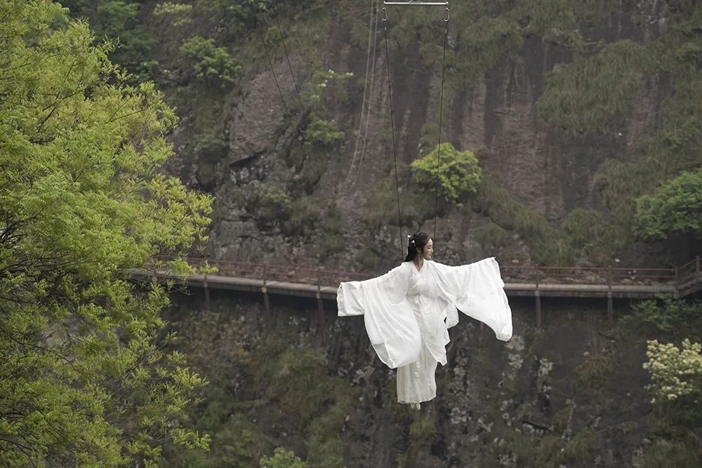 建德大慈巖全新玩法,懸空來一場