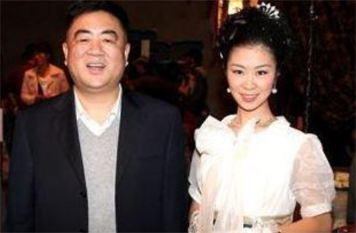 相爱20年妻子未孕,收养女后女儿却怀上丈夫孩子