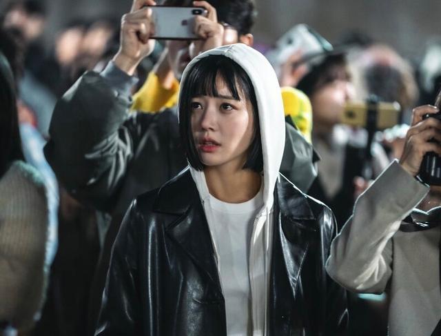 《七人的逃脱》蛇蝎坏心「韩莫奈」32岁李侑菲,私下争议满满!