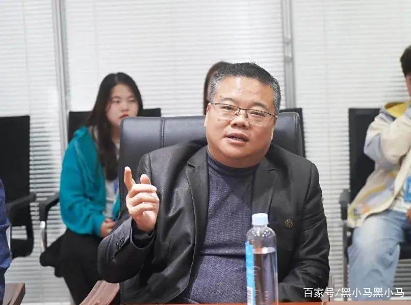 公司动态|黑小马电商&江西新华校企合作座谈会圆满完成!-京东店群_黑小马电商_京东无货源_京东入仓_京东开店