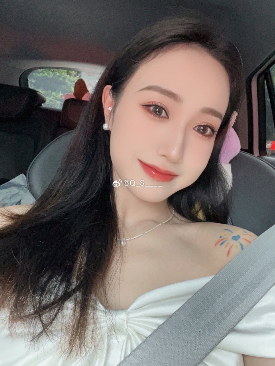 祝贺!中国体坛又一女神领证结婚,曾因退役后变美被质疑整容!