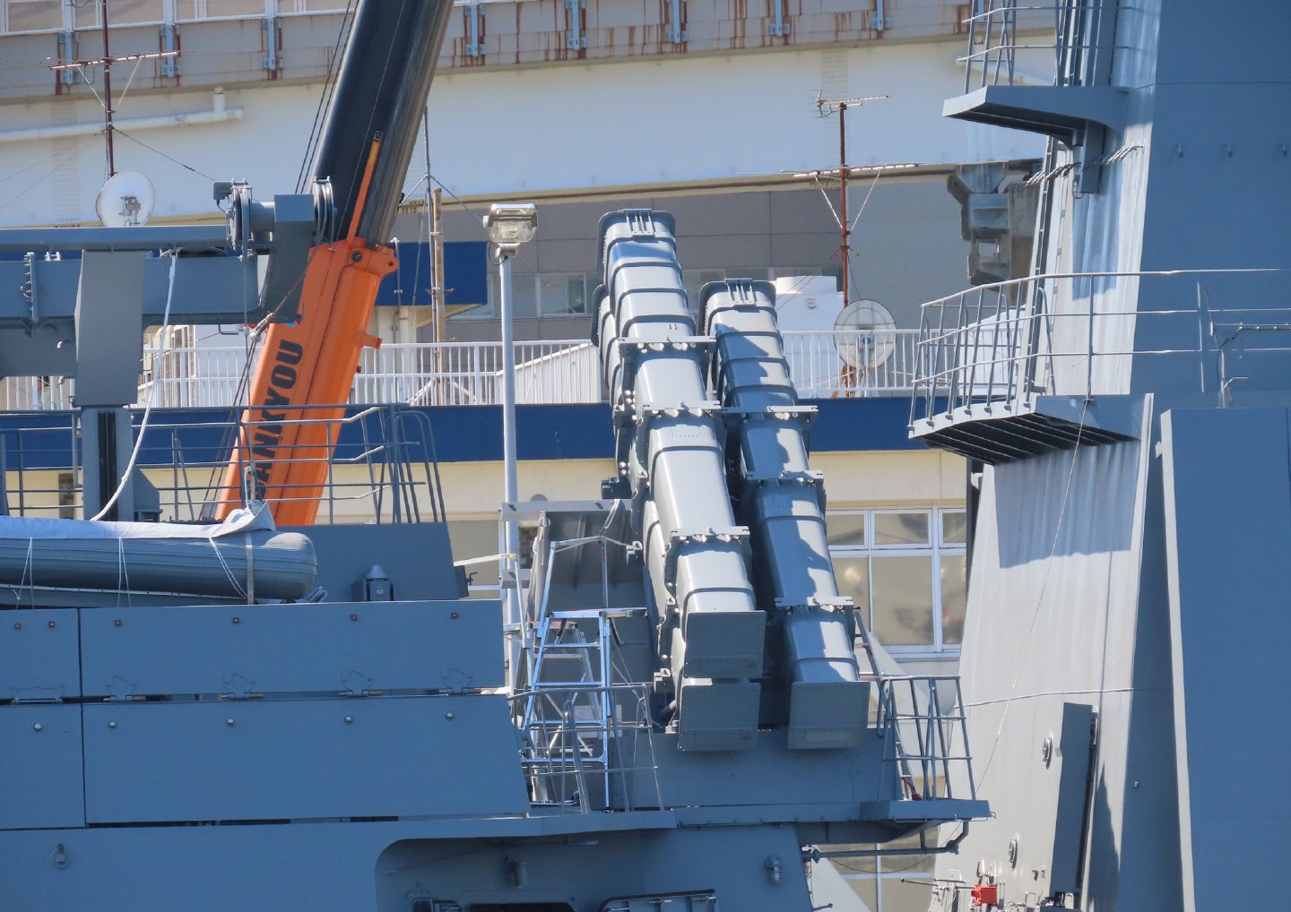 17式反舰导弹早已上舰,细节至今未公开,全新研制还是改进改型?