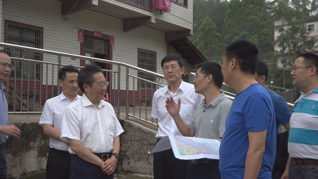 广安市政协主席肖雷带队来我县调研地热资源开发利用事项