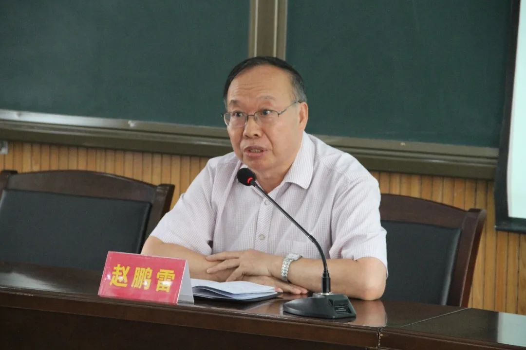 赓续精神 接力奋斗——运城盐化中学召开新老高三经验交流会
