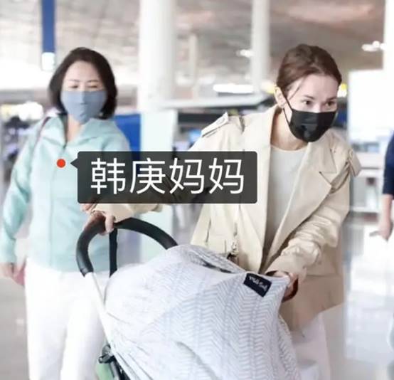 韩庚夫妇在马尔代夫度假,卢靖姗被老公甜蜜环腰抱,妹妹也去了