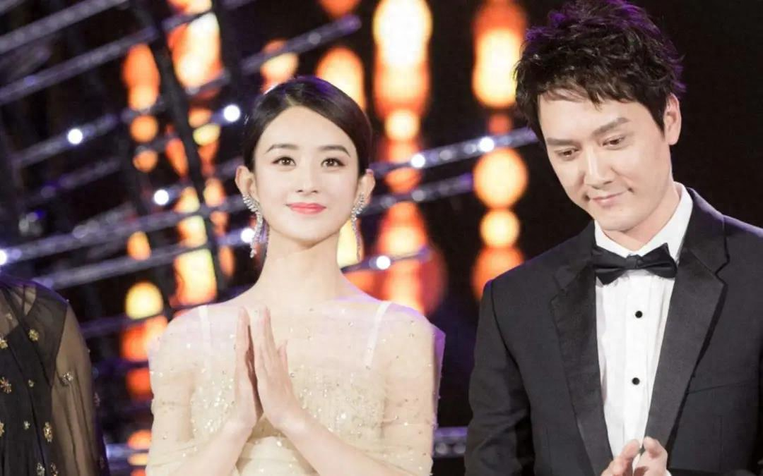 回顾赵丽颖为何会选冯绍峰他们第一次合作赵丽颖演的是丫鬟