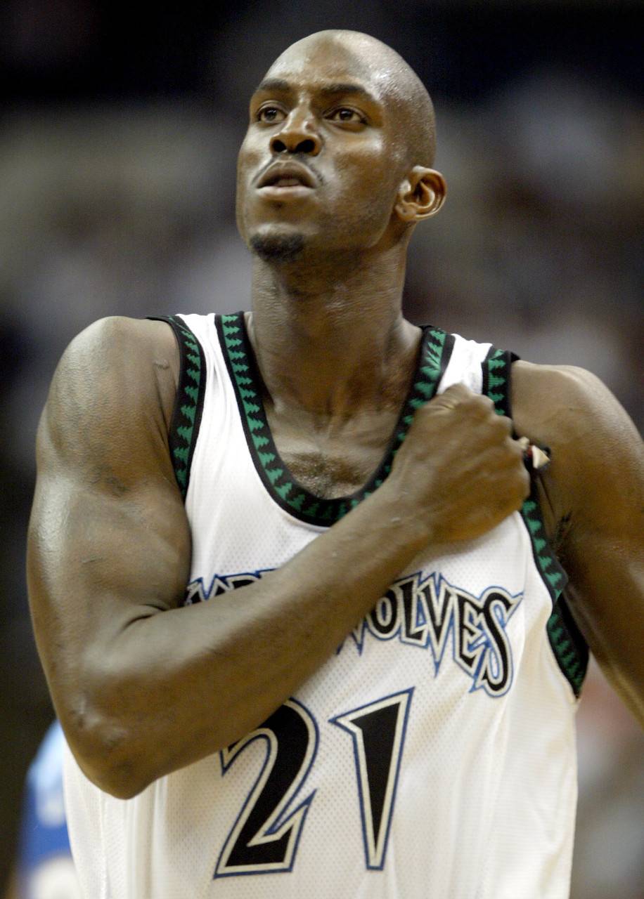 盘点nba超级巨星职业生涯最后一份合同,最低仅有2万美元令人唏嘘