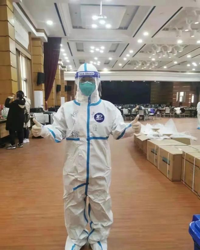 【巾帼红】抗疫先锋柳小梅:核酸检测室里的"缉毒人"