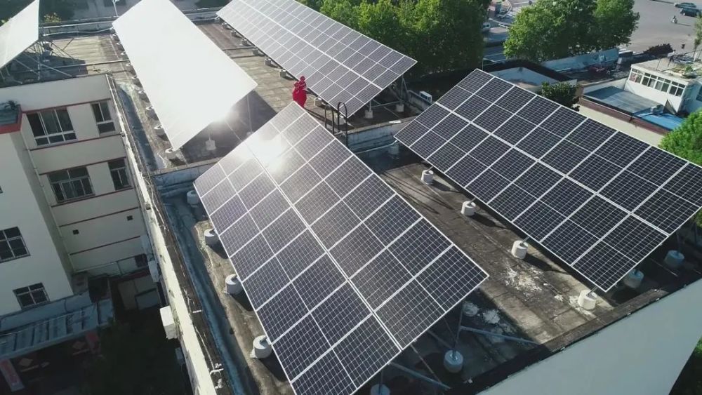 光伏发电,引领清洁能源革命的绿色之光