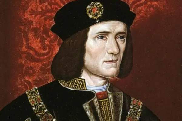 中世纪英格兰普通法地产规则对公簿土地保有的规定有哪些?