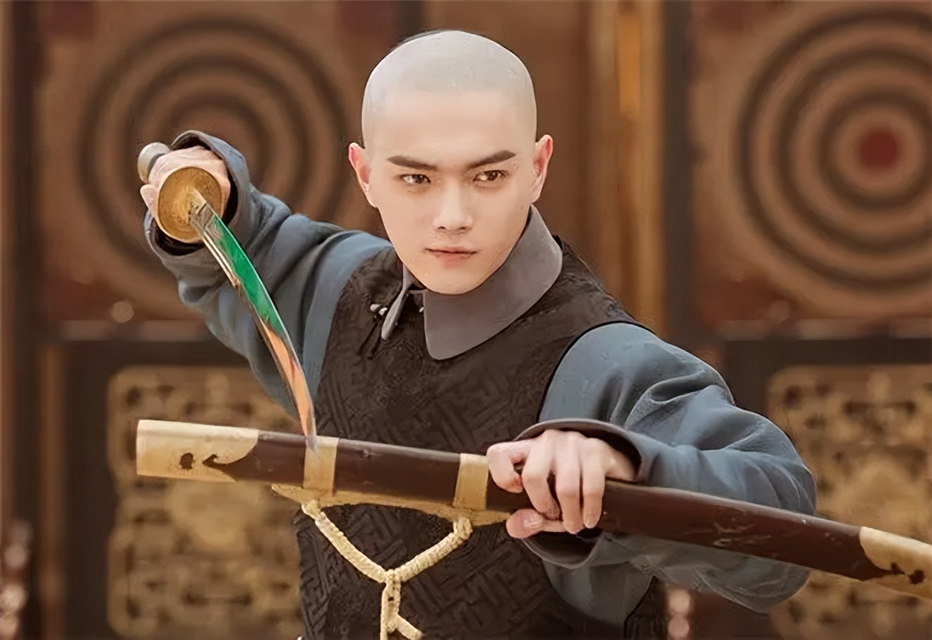 大清一等带刀侍卫有多牛?携带特制刀具,五步之内一刀毙命