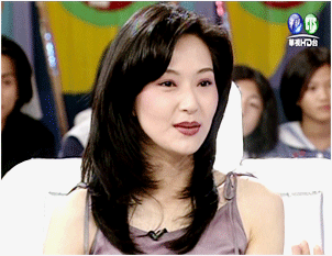 一生谈一次恋爱,张玉嬿54岁容颜姣好,直言防晒对护肤很重要