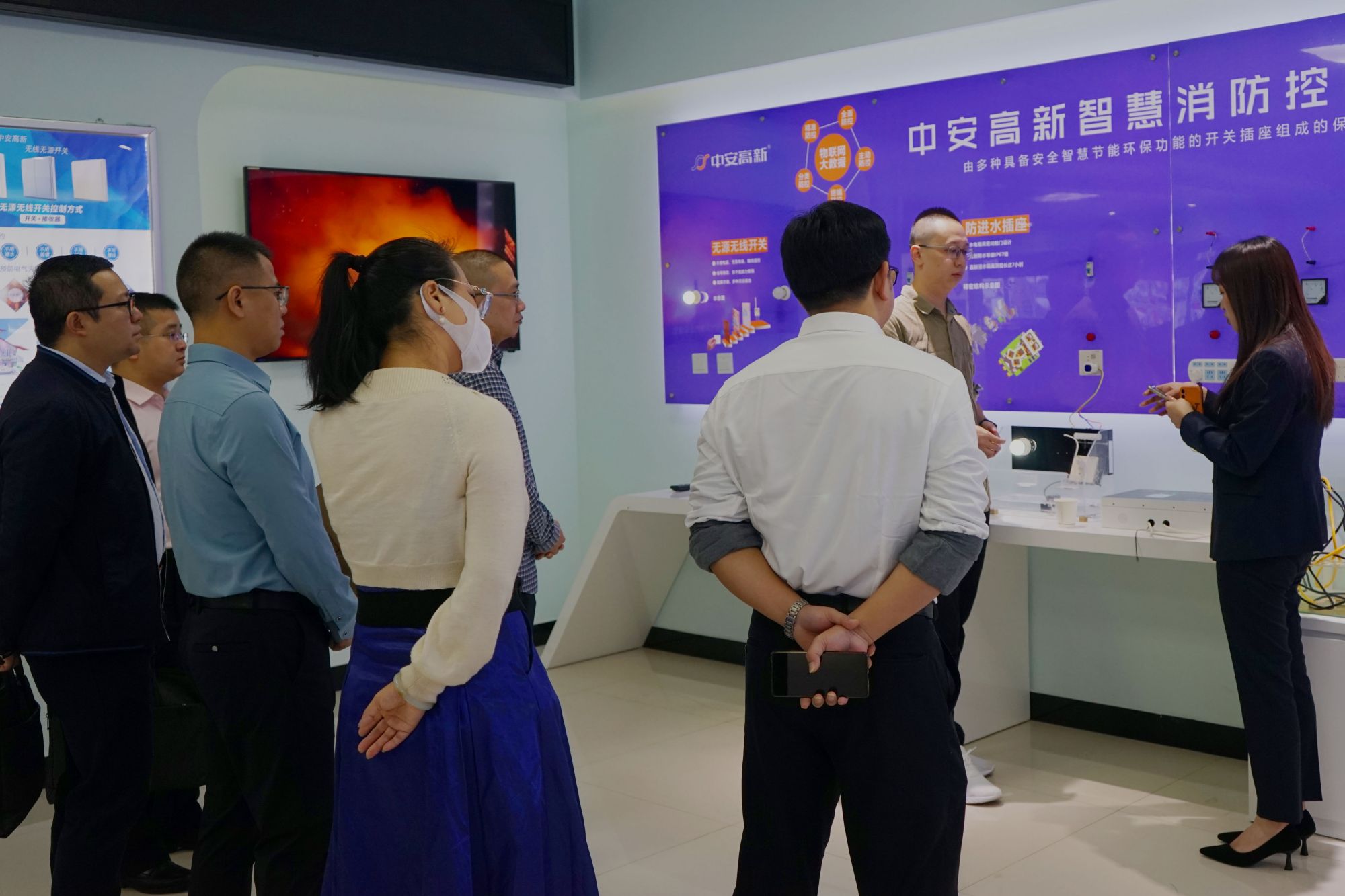 热烈欢迎寻乌县县委常委,常务副县长罗俊腾一行领导莅临中安考察