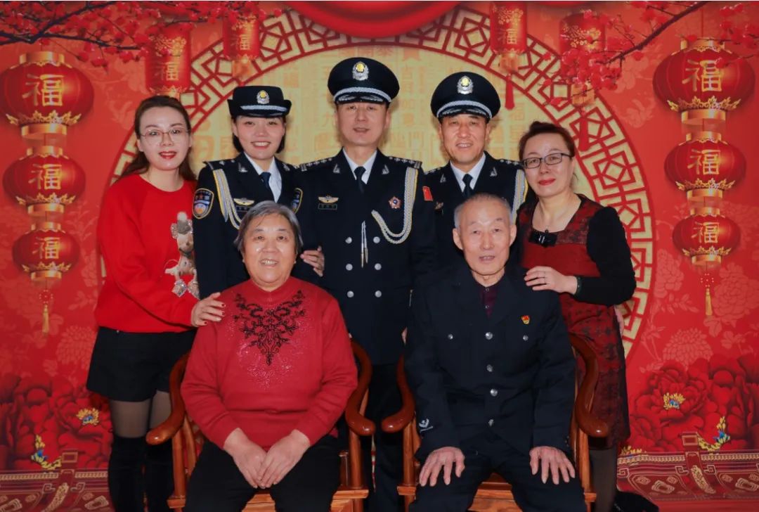 [这一代·责任]贾新军:长大后我就成了你