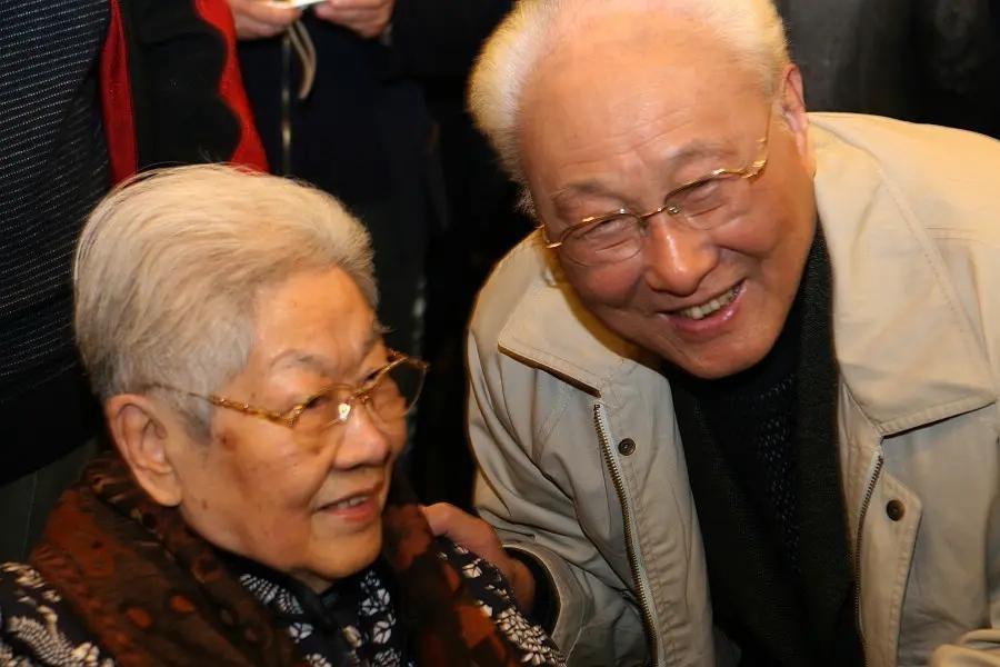 老戏骨仲星火一生与亲情无缘被父母子女抛弃91岁抱憾而终